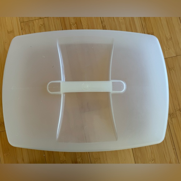 Wilton Cake and Cupcake Carrier, Rectangle, Plastic, Transparent - Picture 5 of 8